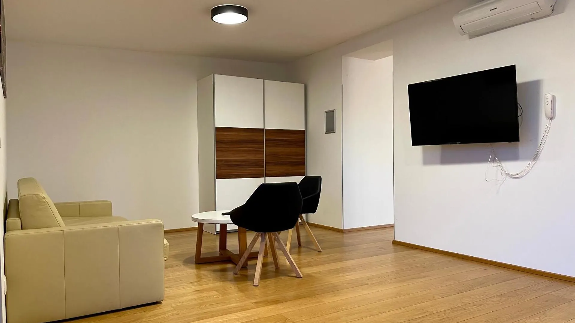 Apartments4You Viena Apartamento